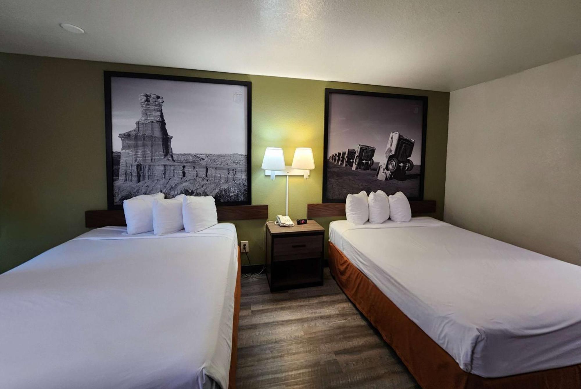 Super 8 By Wyndham Austin North/University Area Екстериор снимка